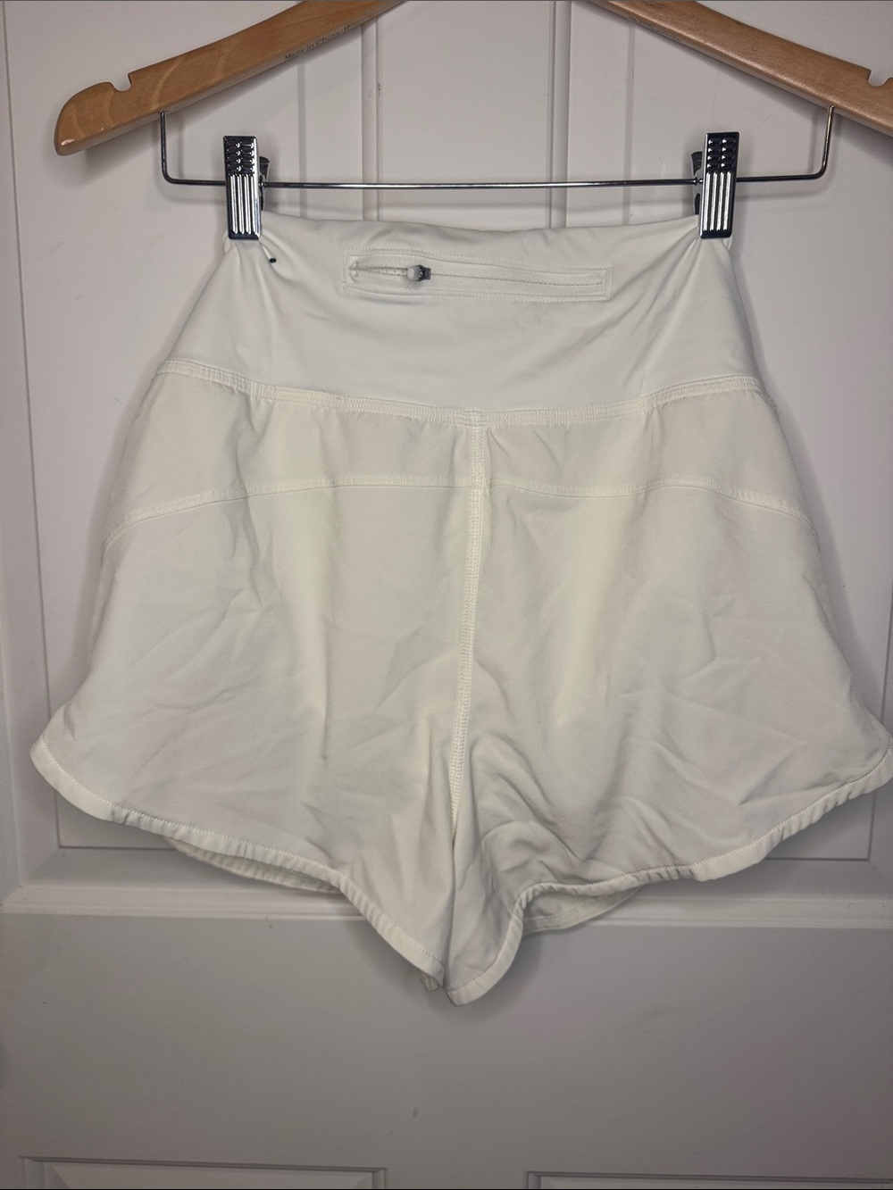 Gilly Hicks Cream-White Athletic Shorts - Picture 3 of 3
